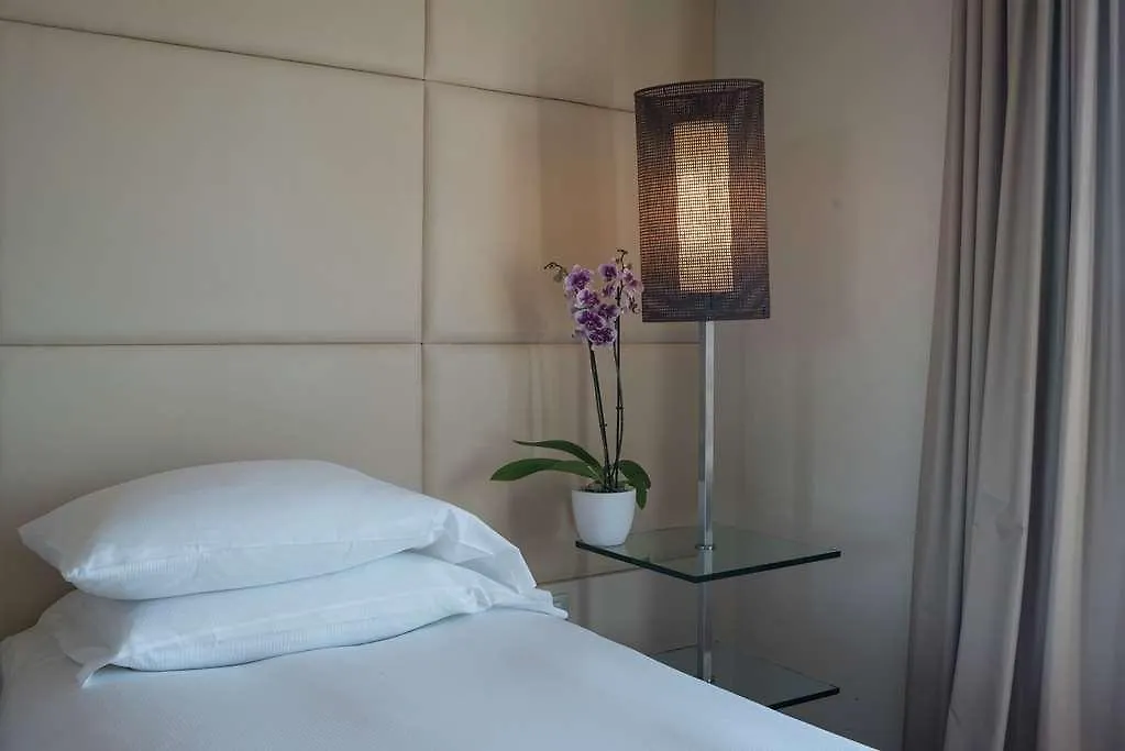 Doubletree By Hilton Florence Metropole 4*,