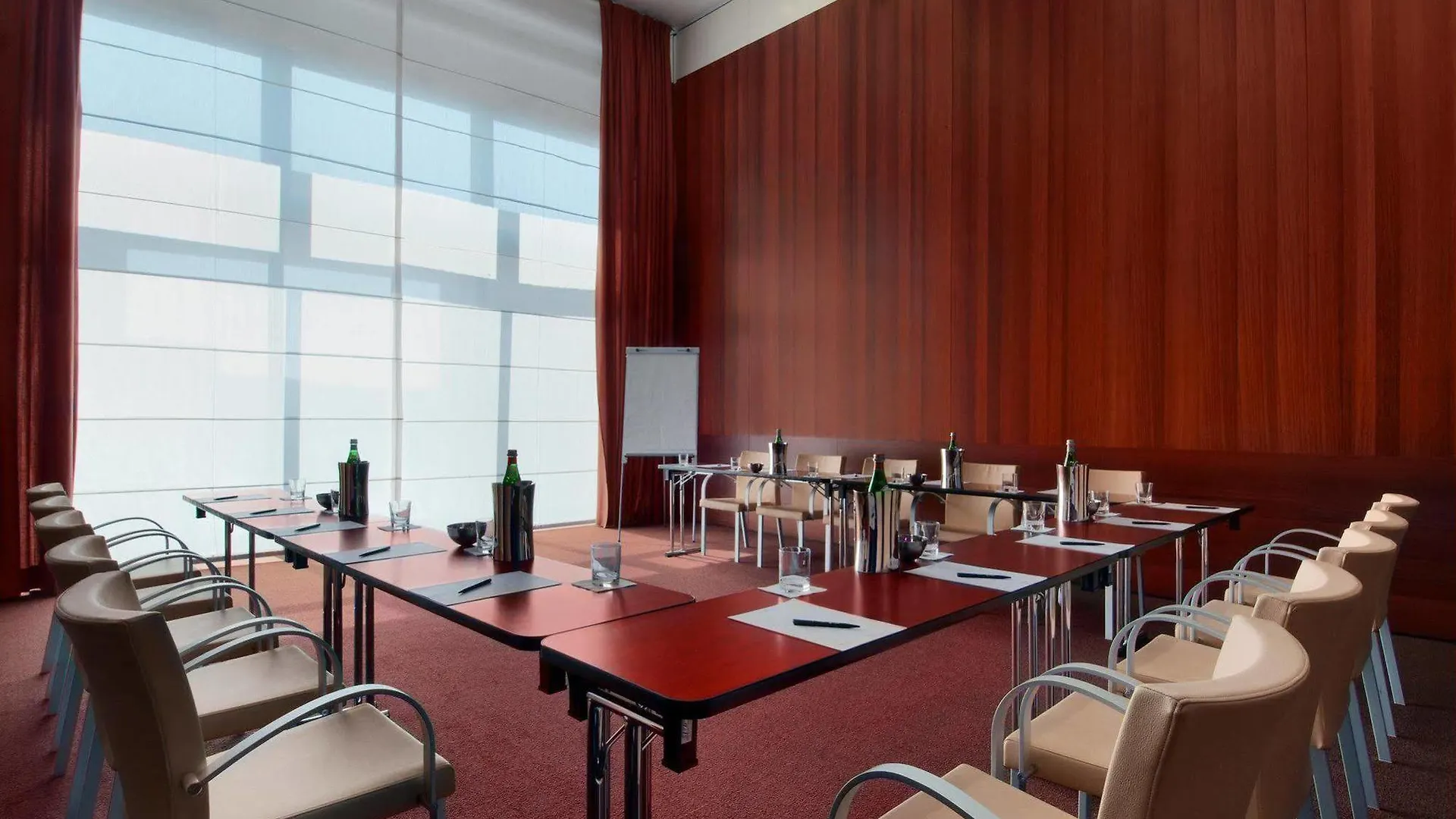 Doubletree By Hilton Florence Metropole 4*,  Italy