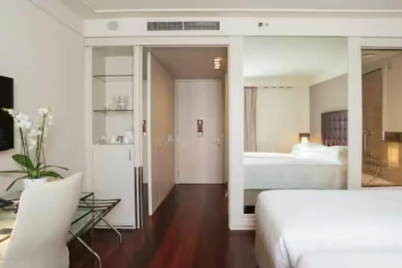 Doubletree By Hilton Florence Metropole