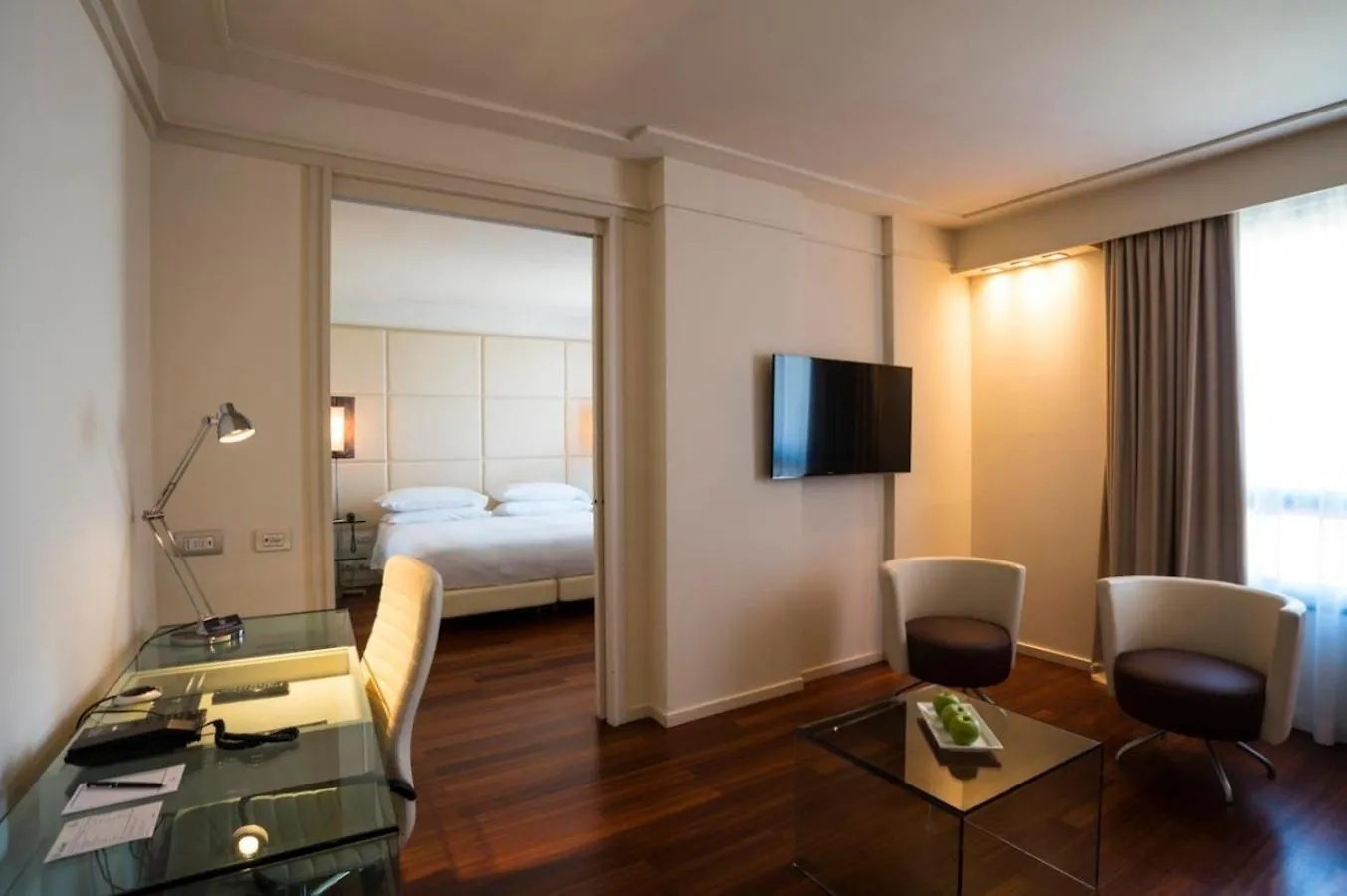 Otel Doubletree By Hilton Florence Metropole