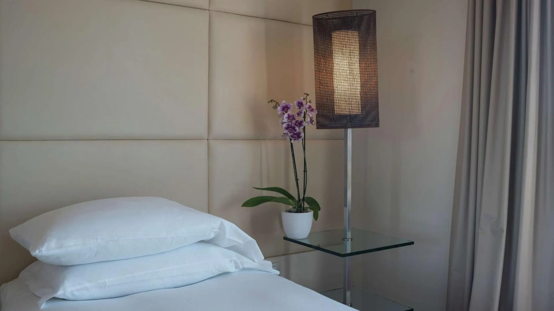 Doubletree By Hilton Florence Metropole Otel