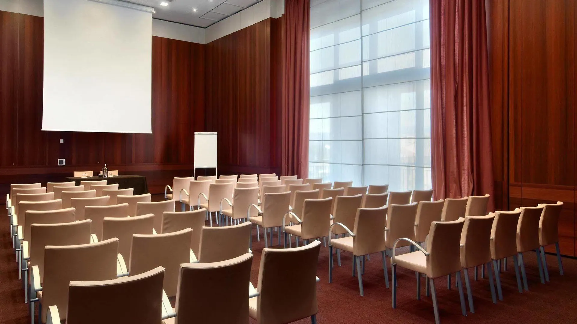 Doubletree By Hilton Florence Metropole