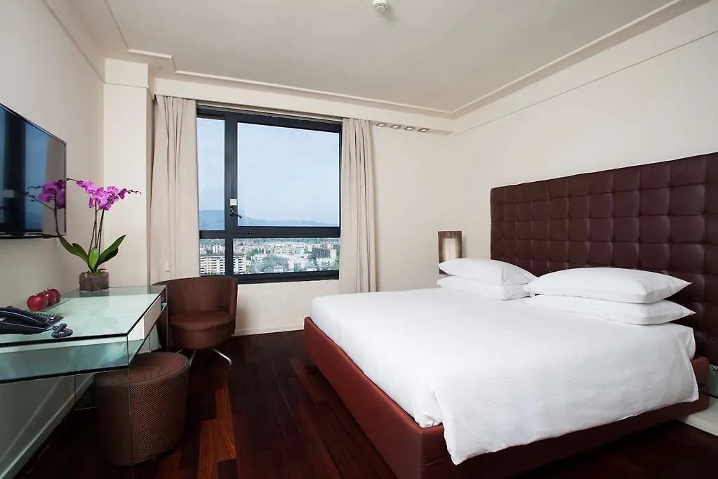 Doubletree By Hilton Florence Metropole Hotel
